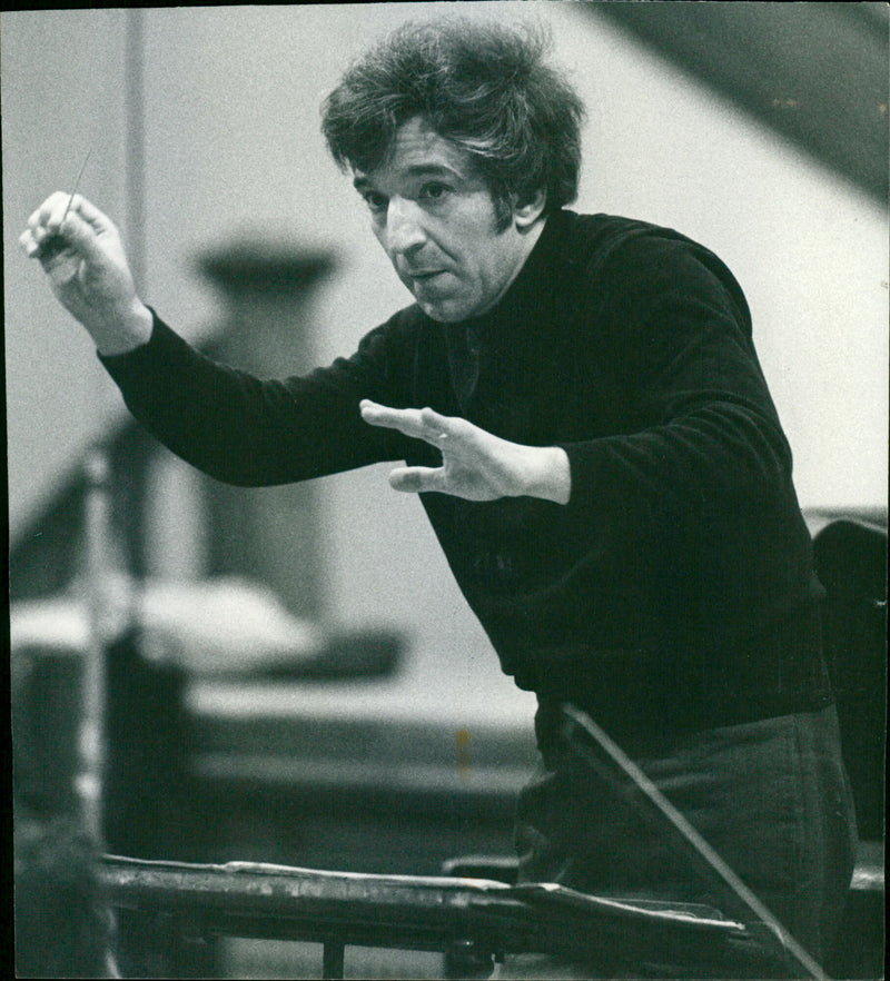 Vladimir Ashkenazy - Vintage Photograph