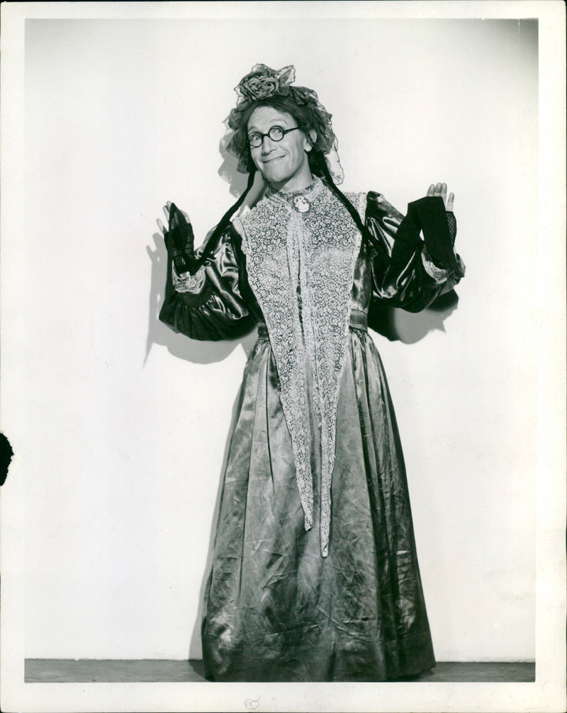 Arthur Askey - Vintage Photograph