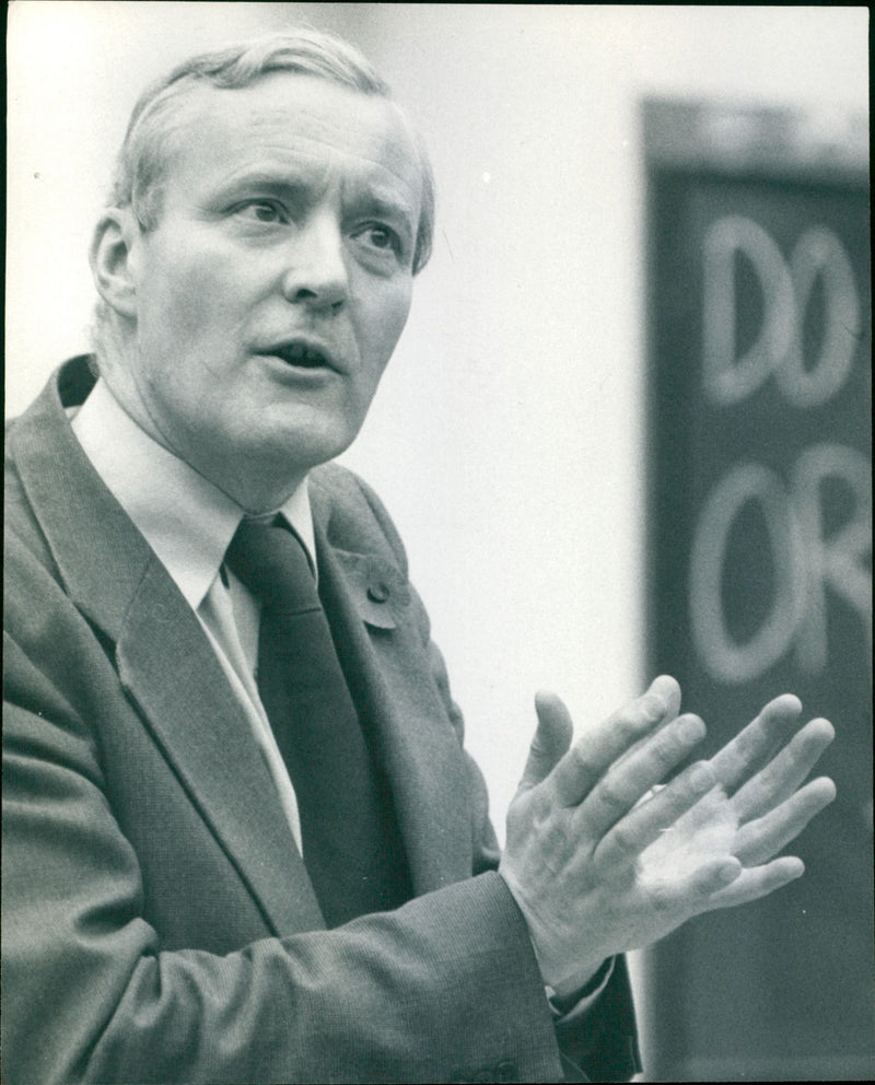 Tony Benn - Vintage Photograph