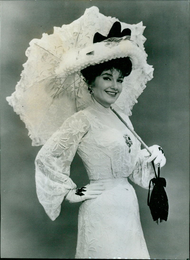 Anne Baxter - Vintage Photograph