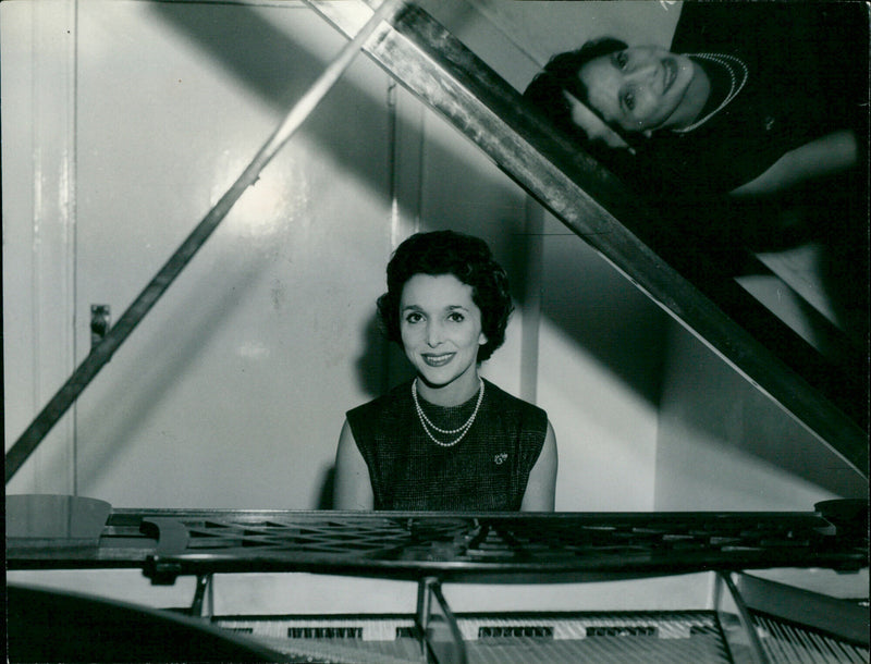 Maxine Audley - Vintage Photograph