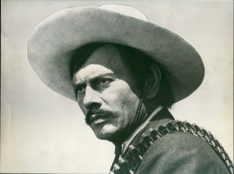 Yul Brynner - Vintage Photograph
