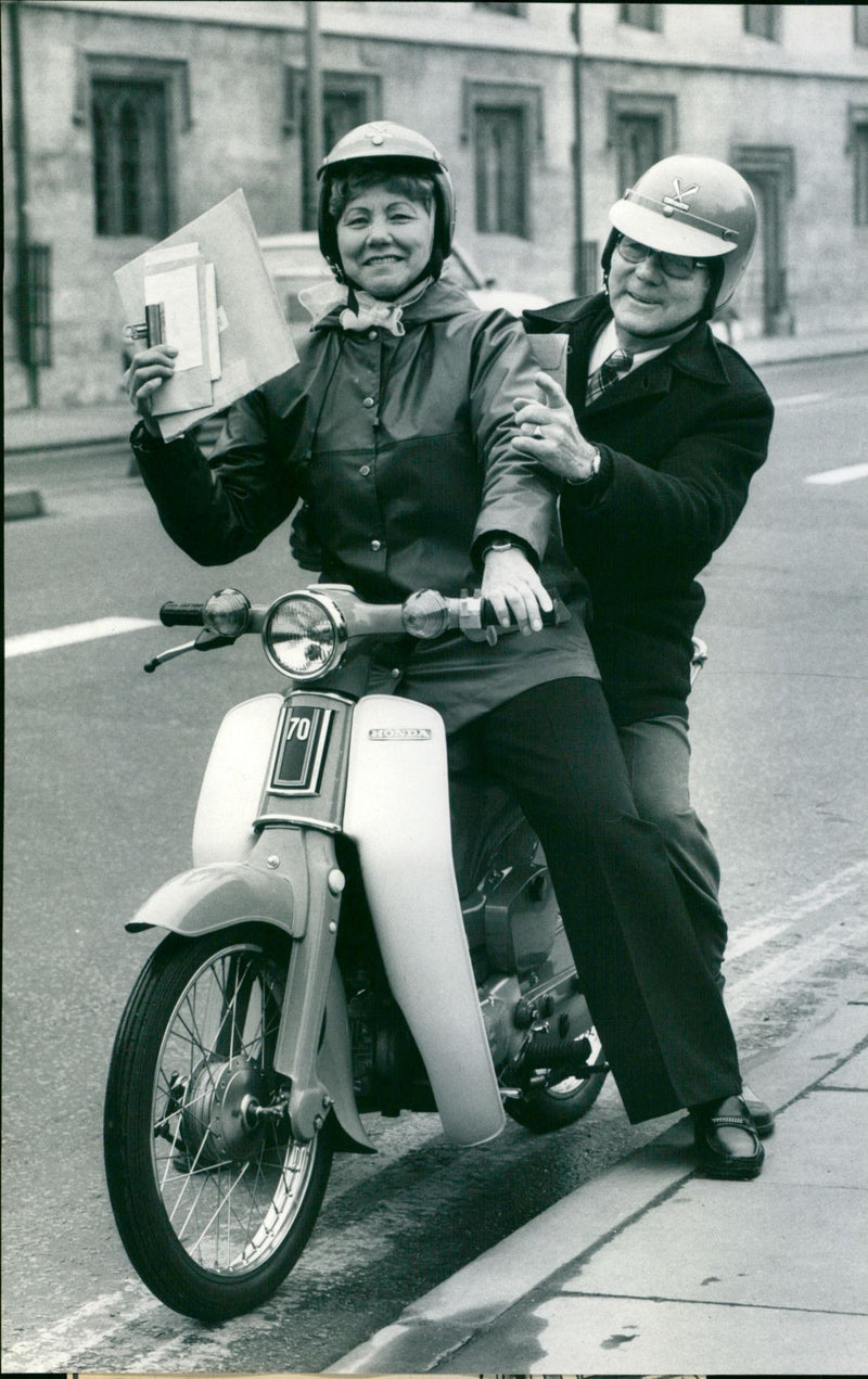 Jean Anderson - Vintage Photograph