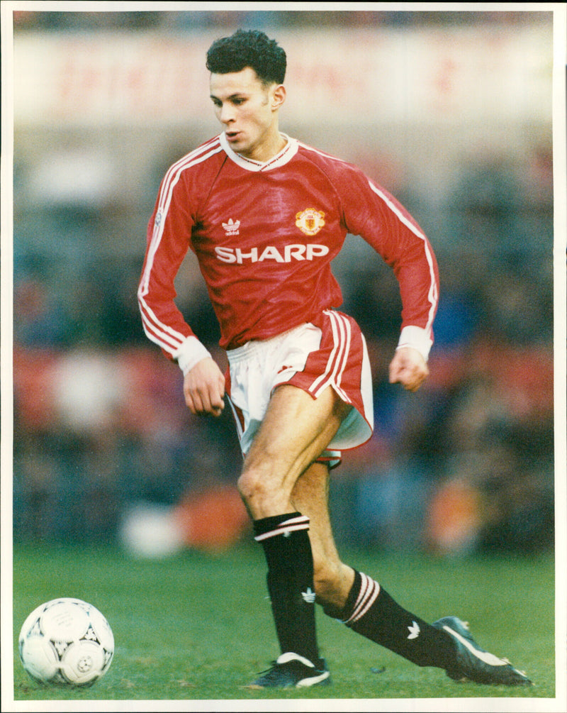 Football: Ryan Giggs - Vintage Photograph