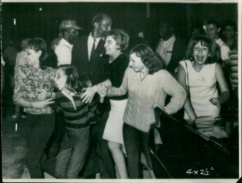 The Beatles fans - Vintage Photograph