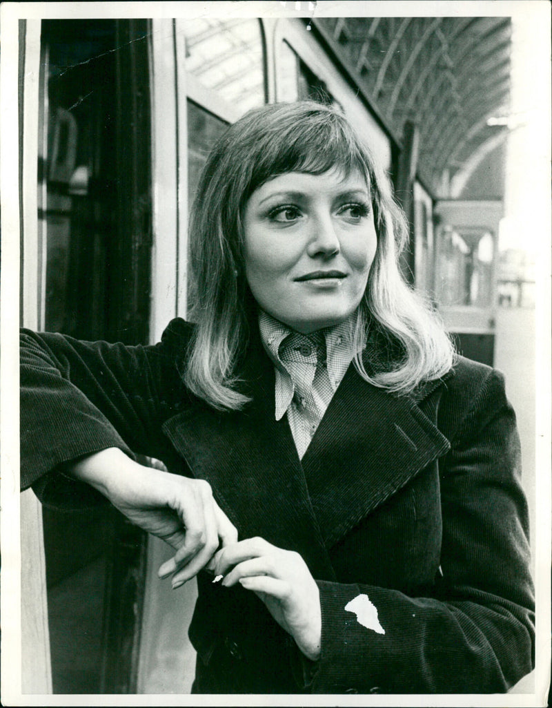 Sarah Badel - Vintage Photograph