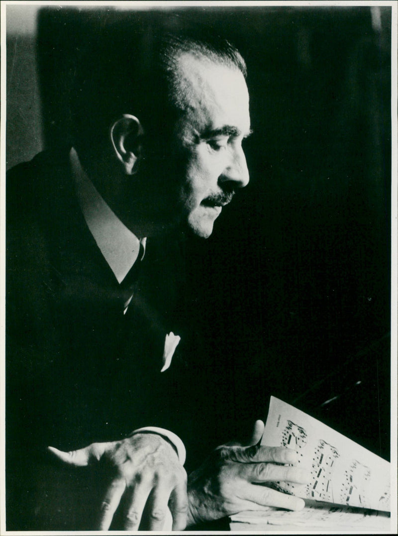 Claudio Arrau - Vintage Photograph