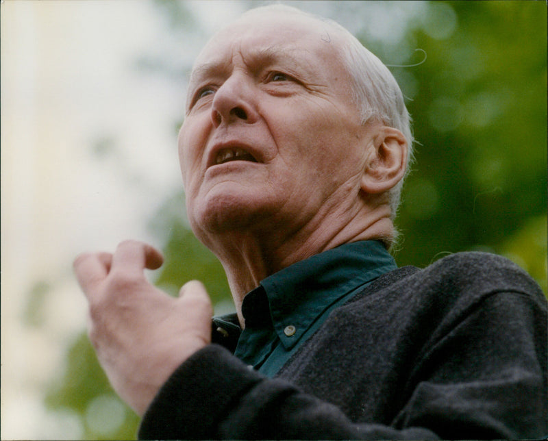 Tony Benn - Vintage Photograph