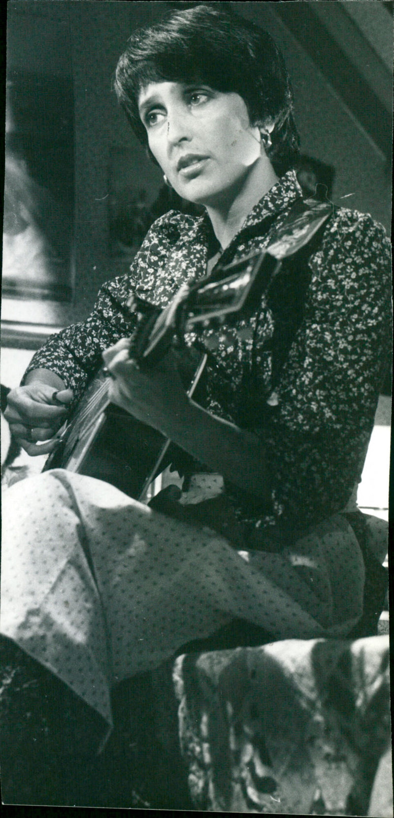 Joan Baez - Vintage Photograph