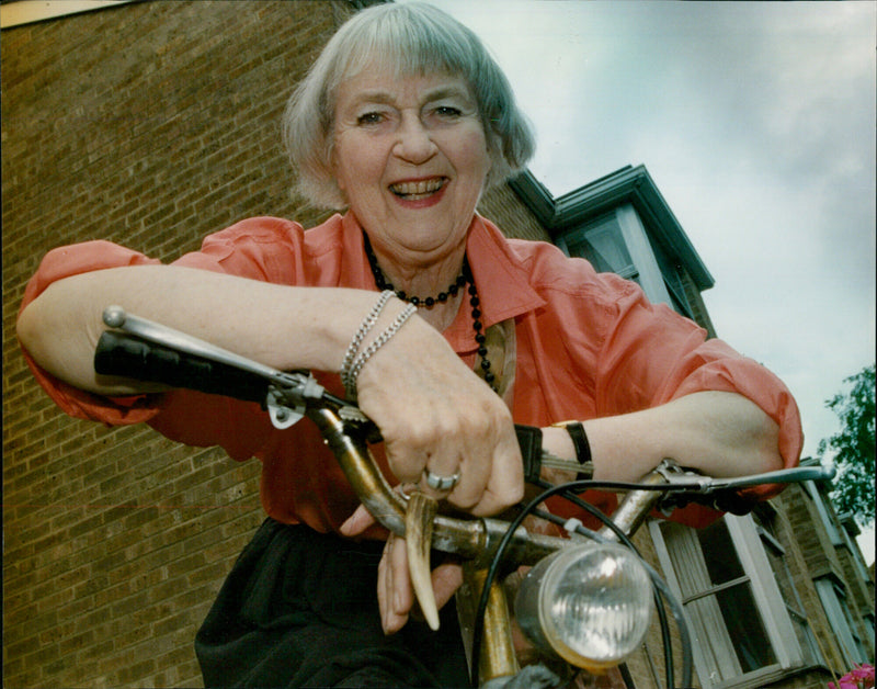 Jenny Barsley - Vintage Photograph