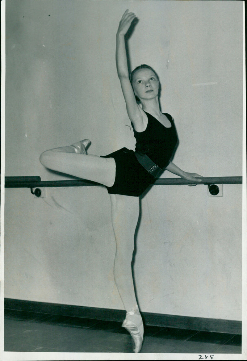 Jeanetta Bumpus - Vintage Photograph