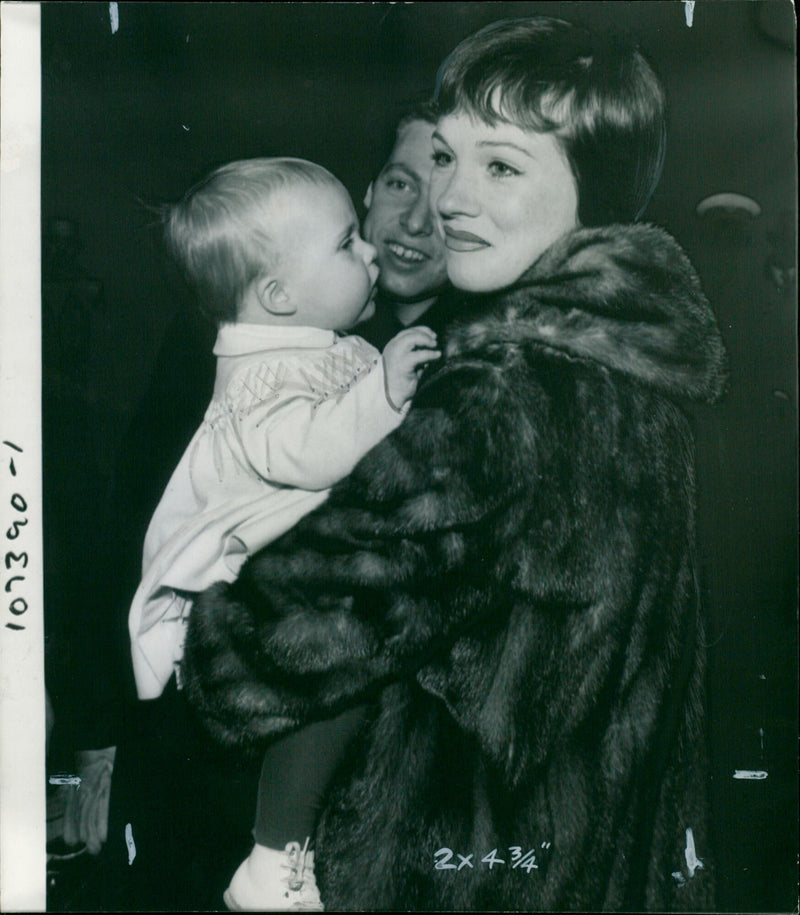 Julie Andrews - Vintage Photograph