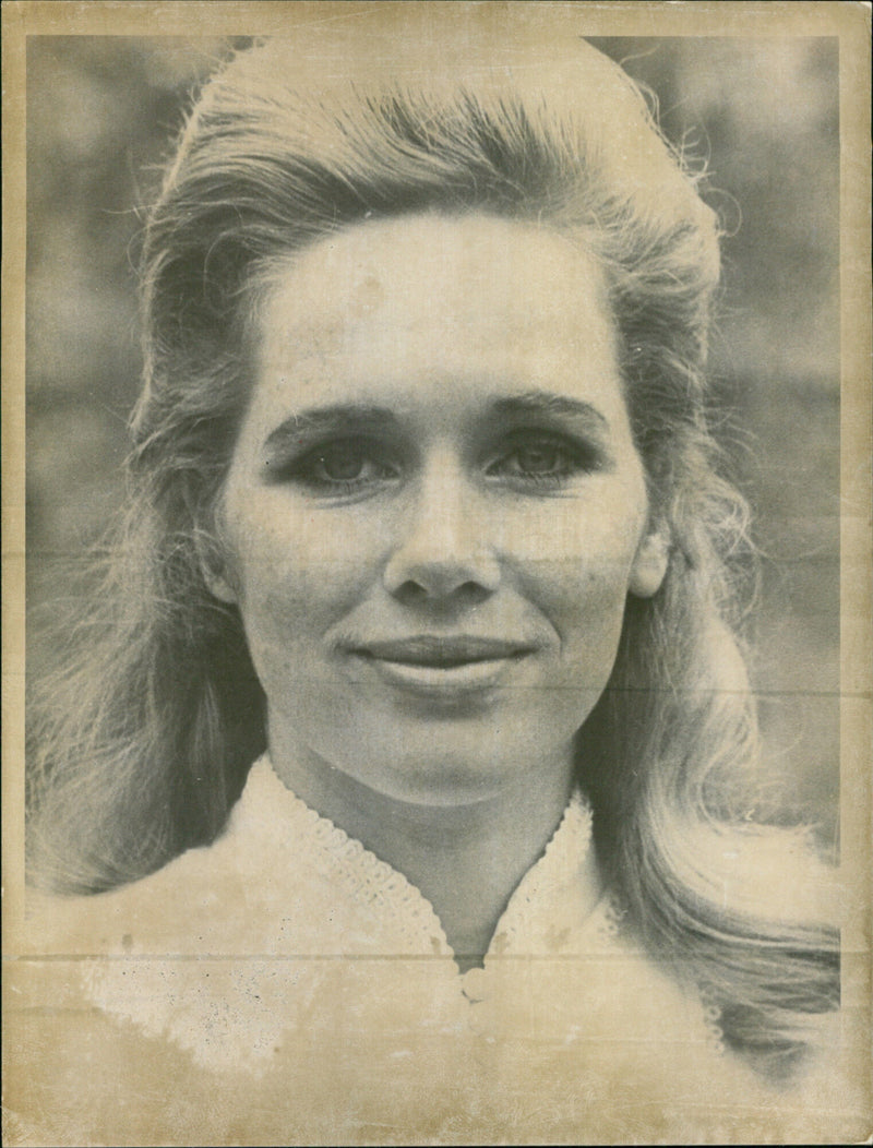 Liv Ullman - Vintage Photograph