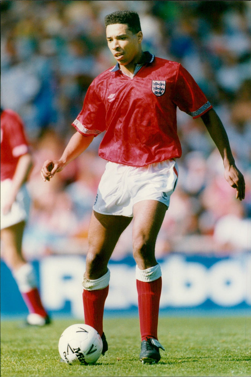Des Walker - Vintage Photograph