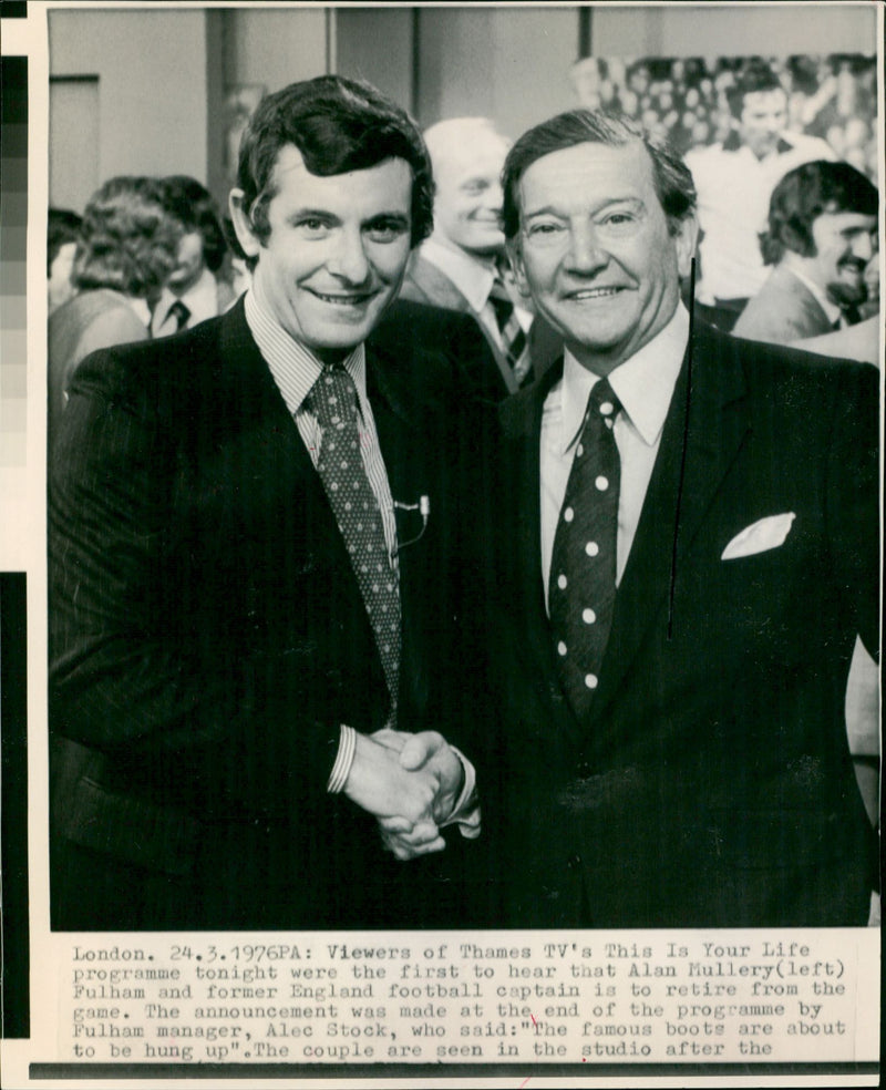 Alan Mullery - Vintage Photograph