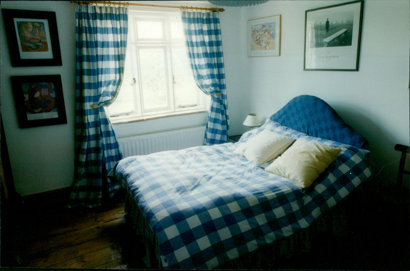 Diana Appleyard - Vintage Photograph