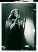 Dionne Warwick - Vintage Photograph