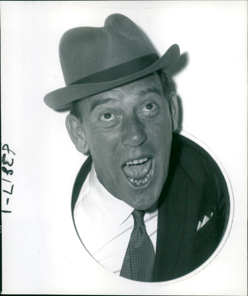 Tommy Trinder - Vintage Photograph