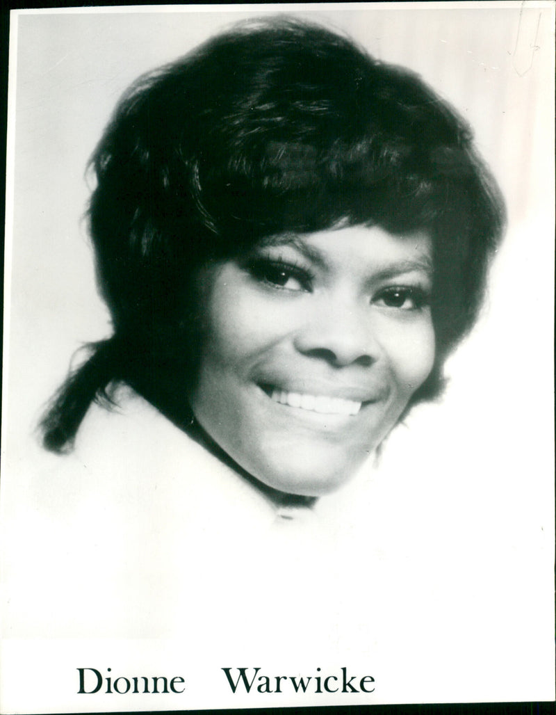 Dionne Warwick - Vintage Photograph