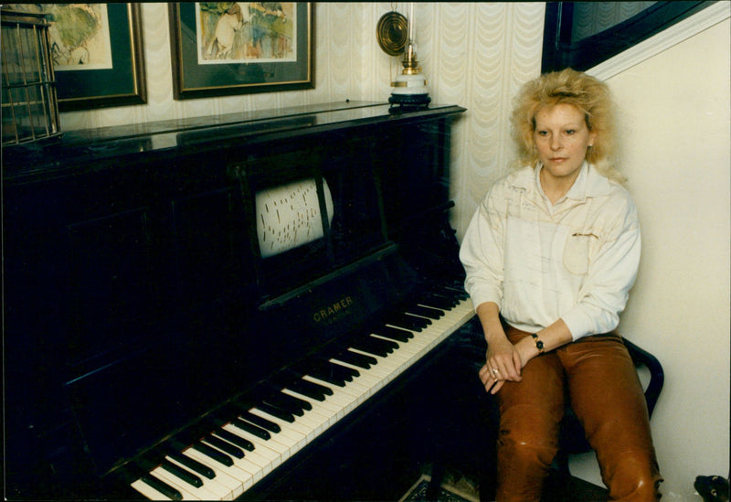 Eileen Alexander - Vintage Photograph