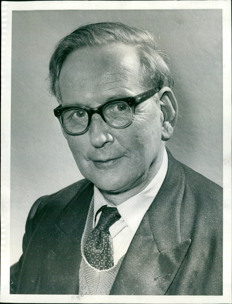 W.G. Bayley - Vintage Photograph