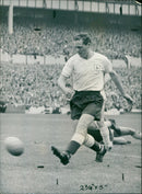 Les Allen - Vintage Photograph