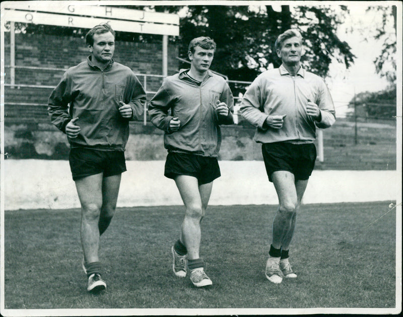 Ron Atkinson - Vintage Photograph