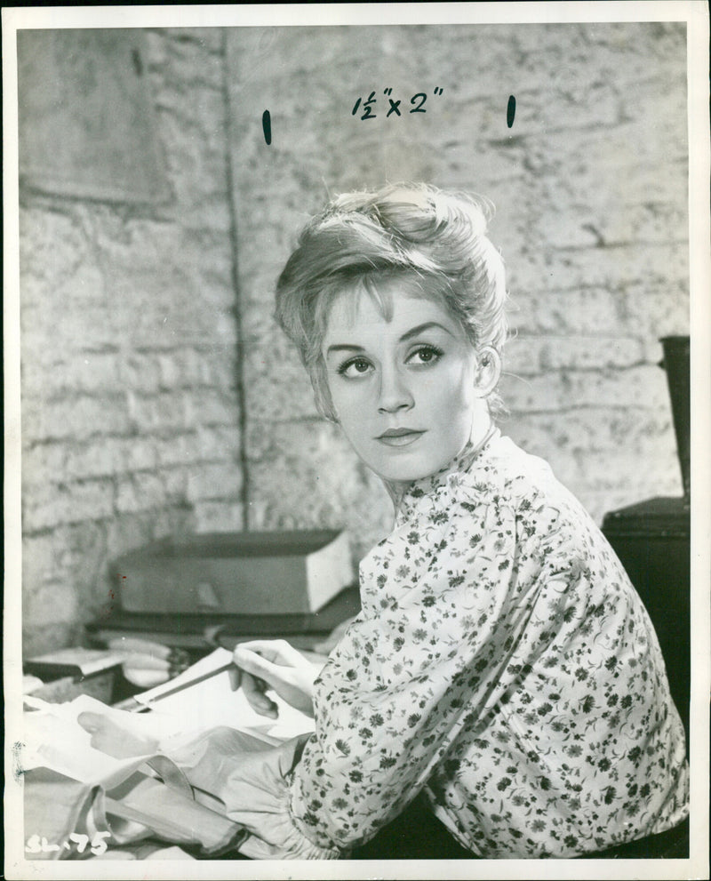 Mary Ure - Vintage Photograph