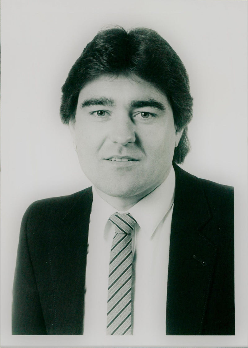 Peter Walker - Vintage Photograph