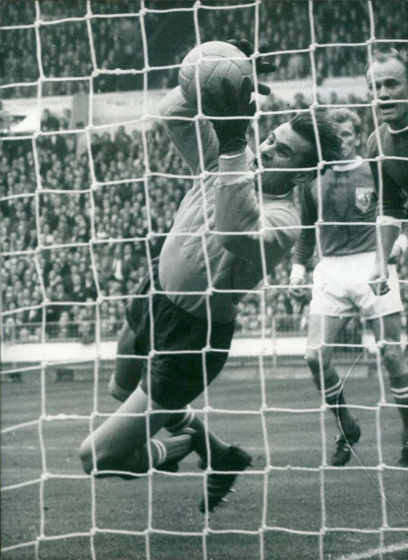 Lev Yashin - Vintage Photograph