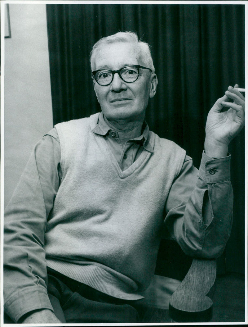 Nikolaas Tingergen - Vintage Photograph