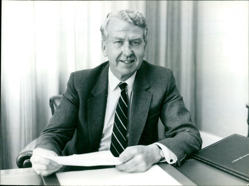 Peter Walker - Vintage Photograph