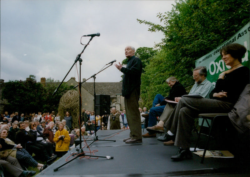 Tony Benn - Vintage Photograph