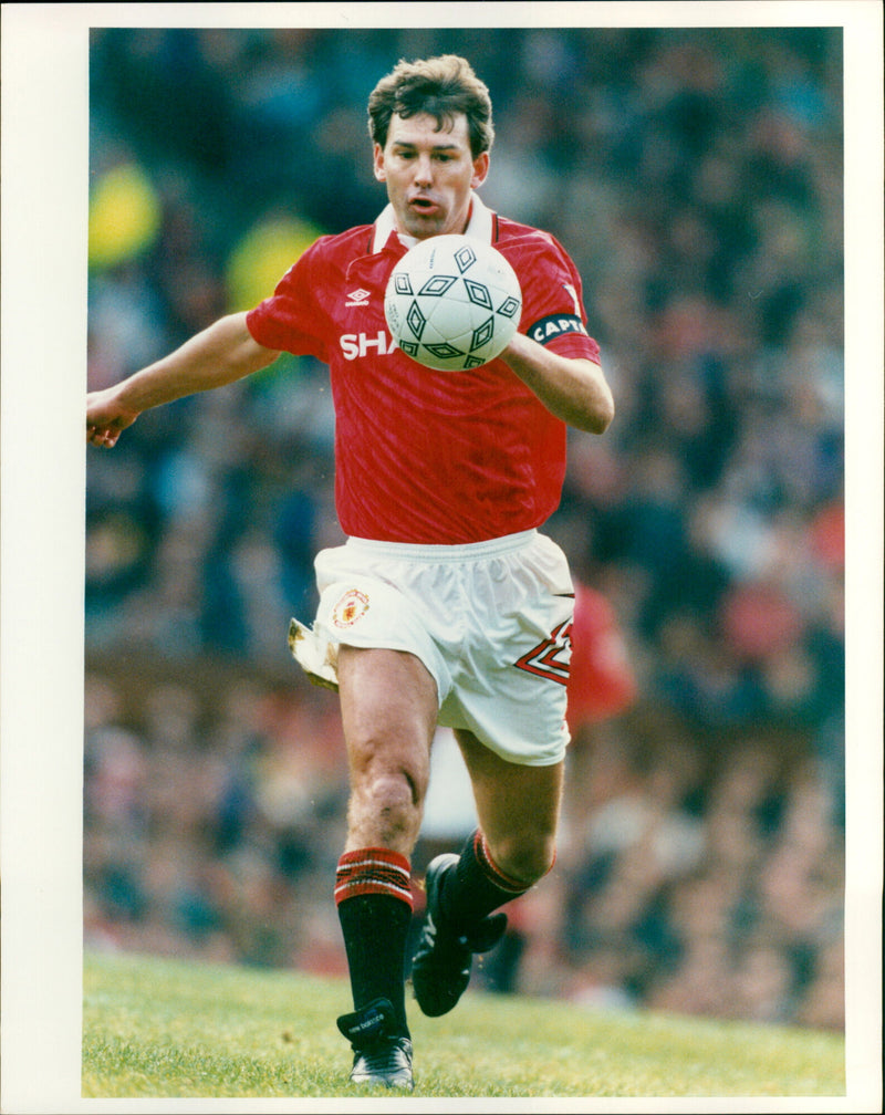 Bryan Robson - Vintage Photograph