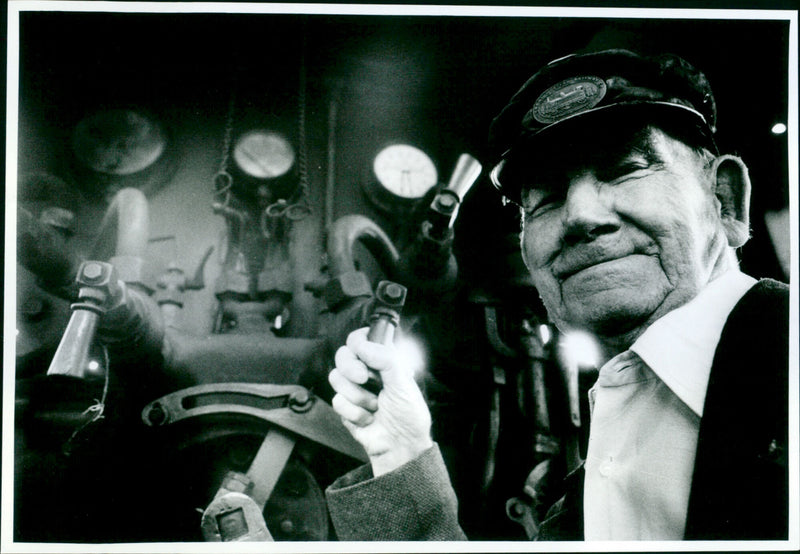 Alf Summers - Vintage Photograph