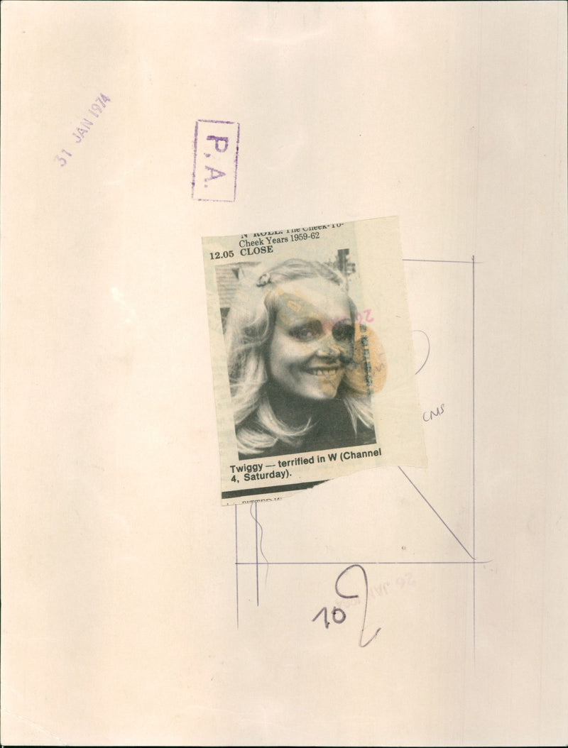Twiggy - Vintage Photograph