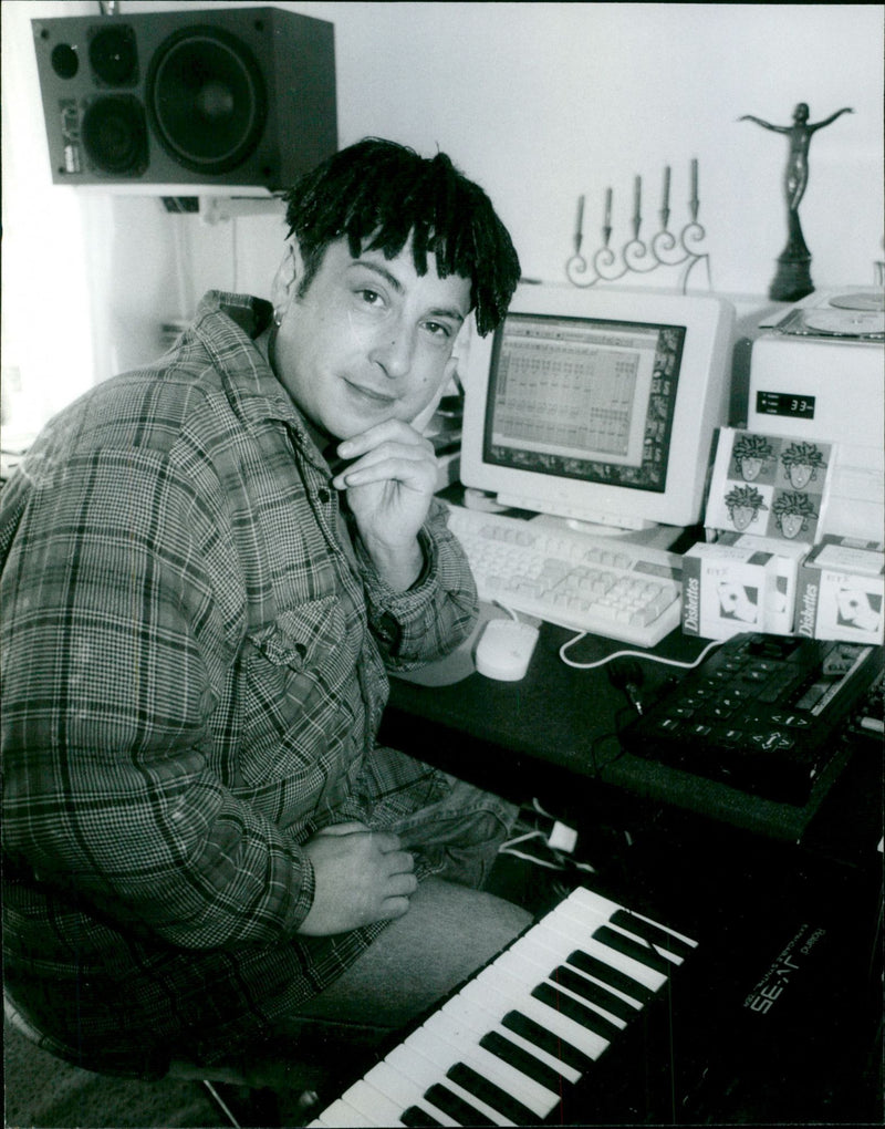 Simon Summer - Vintage Photograph