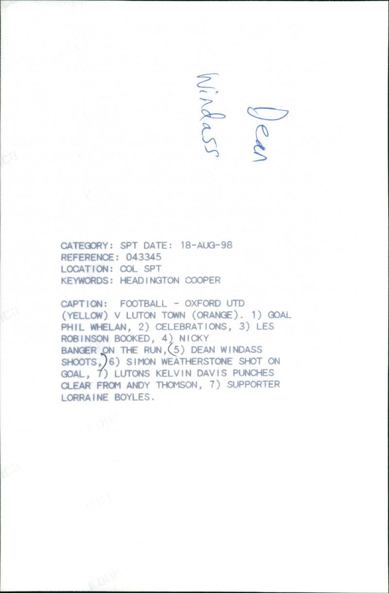 Players Phil Whelan, Les Robinson Booked, Nicky banger on the run, Dean Windass, Simon Weatherstone, Lutons kelvin Davis, Andy Thomson - Vintage Photograph