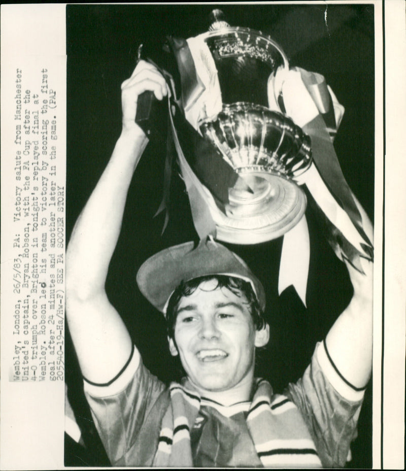 Bryan Robson - Vintage Photograph
