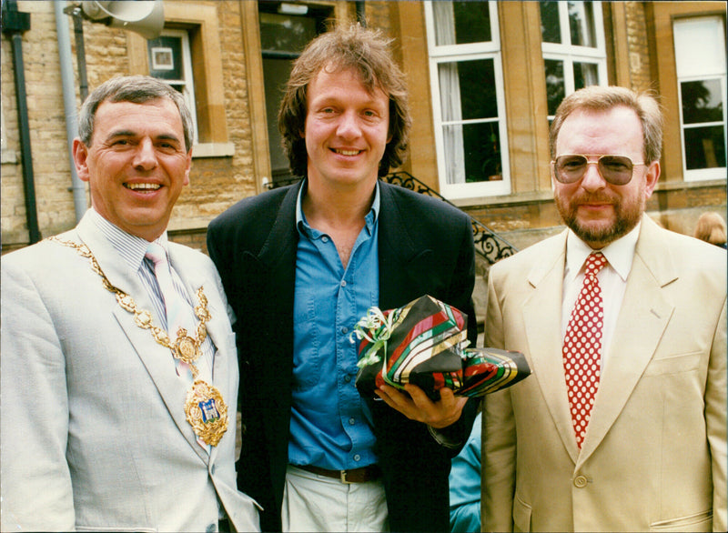 Kevin Whately, Pat Lake & David Southared - Vintage Photograph
