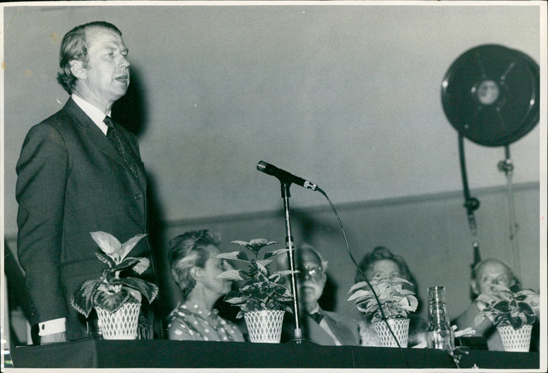 Peter Walker - Vintage Photograph