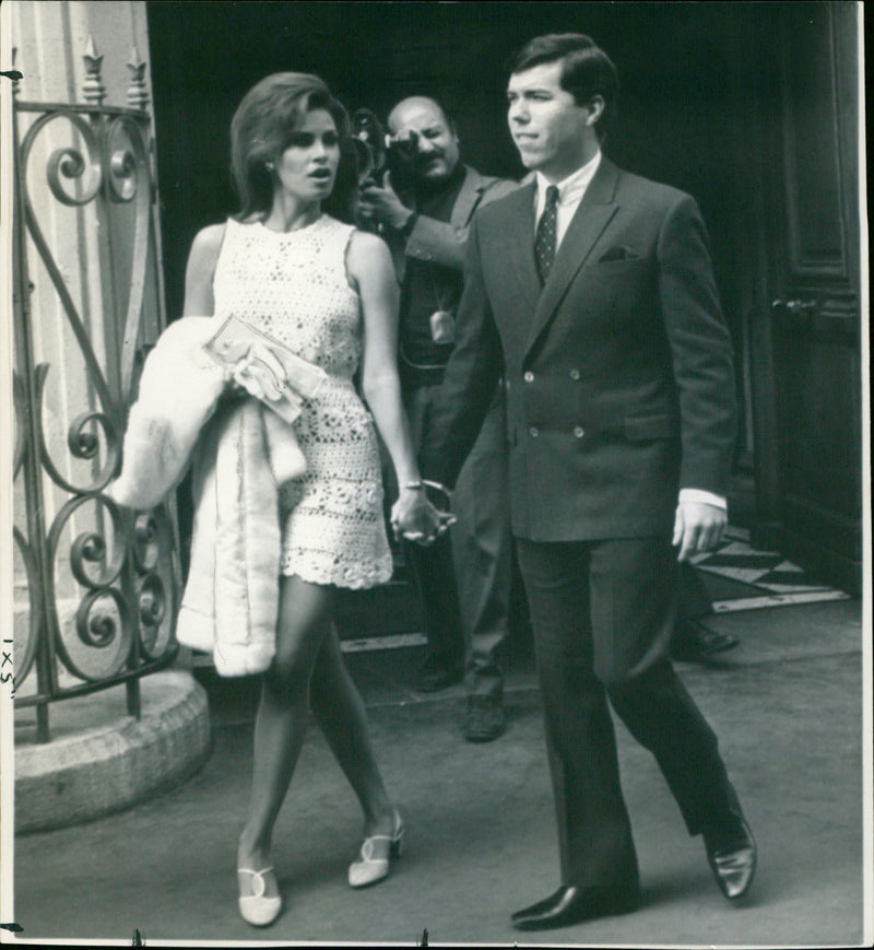 Raquel Welch - Vintage Photograph