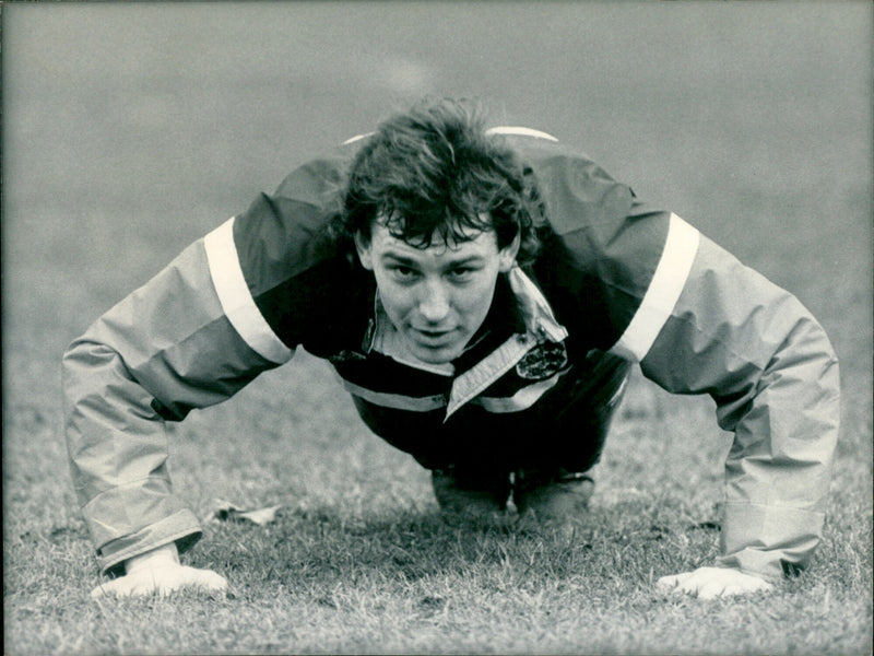 Bryan Robson - Vintage Photograph