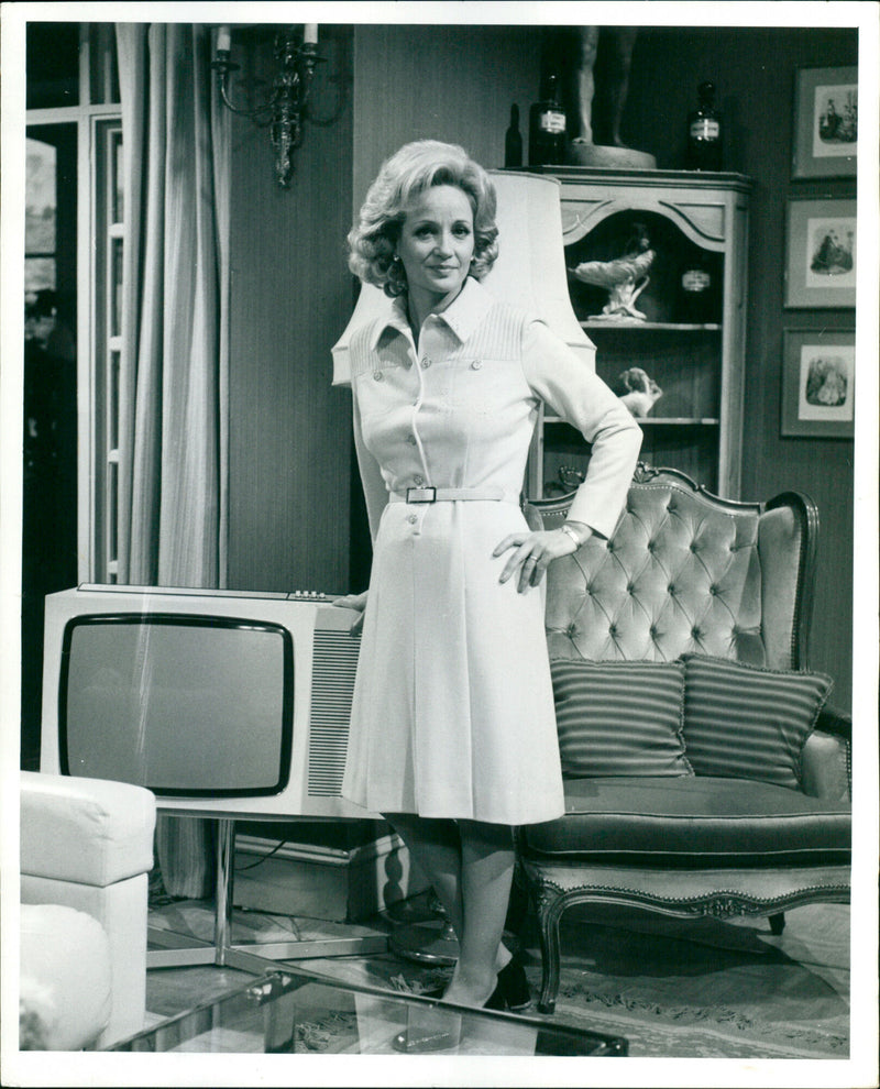 Sylvia Syms - Vintage Photograph