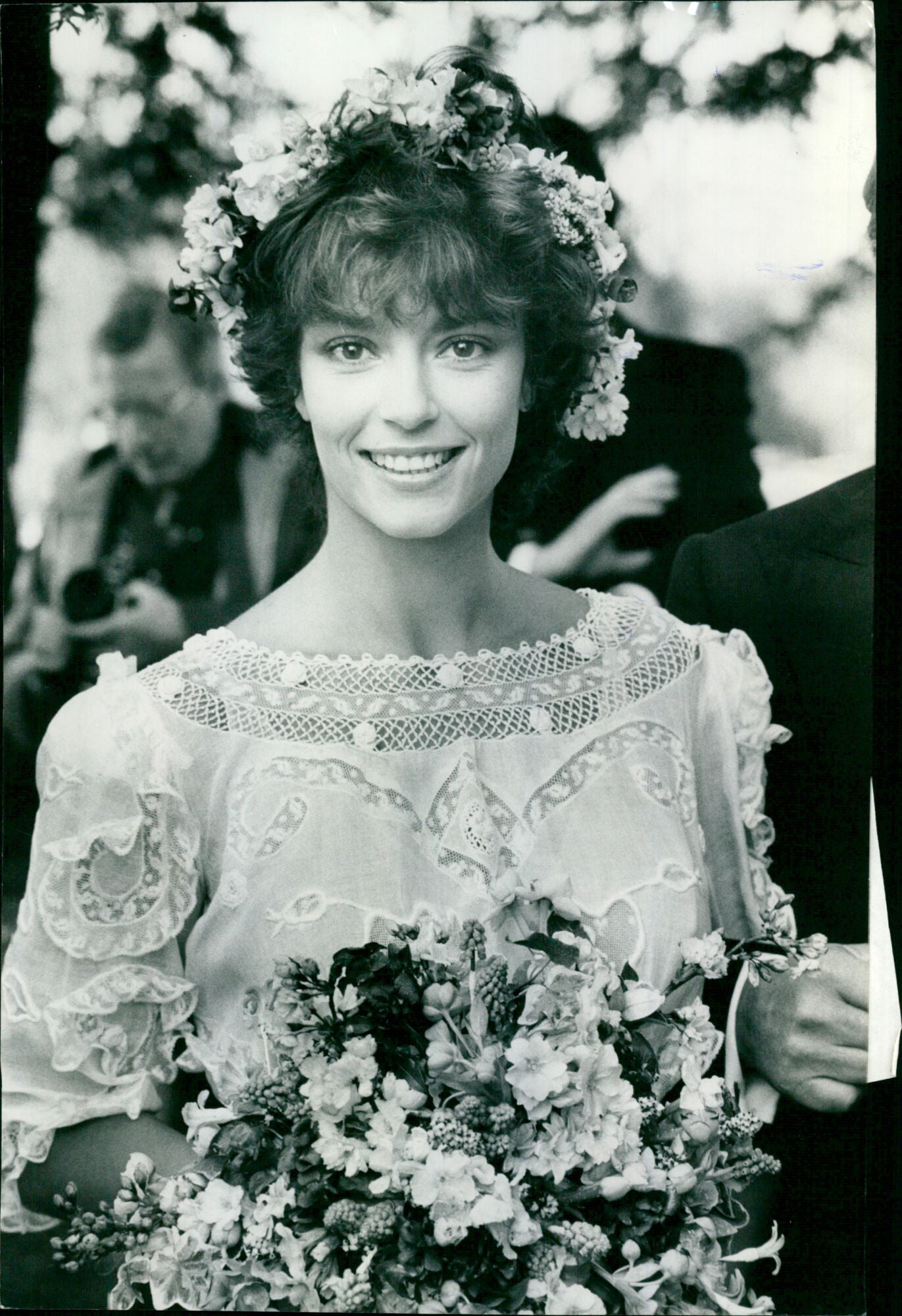 Actress Rachel Ward and husband Bryan Brown on their wedding day at a