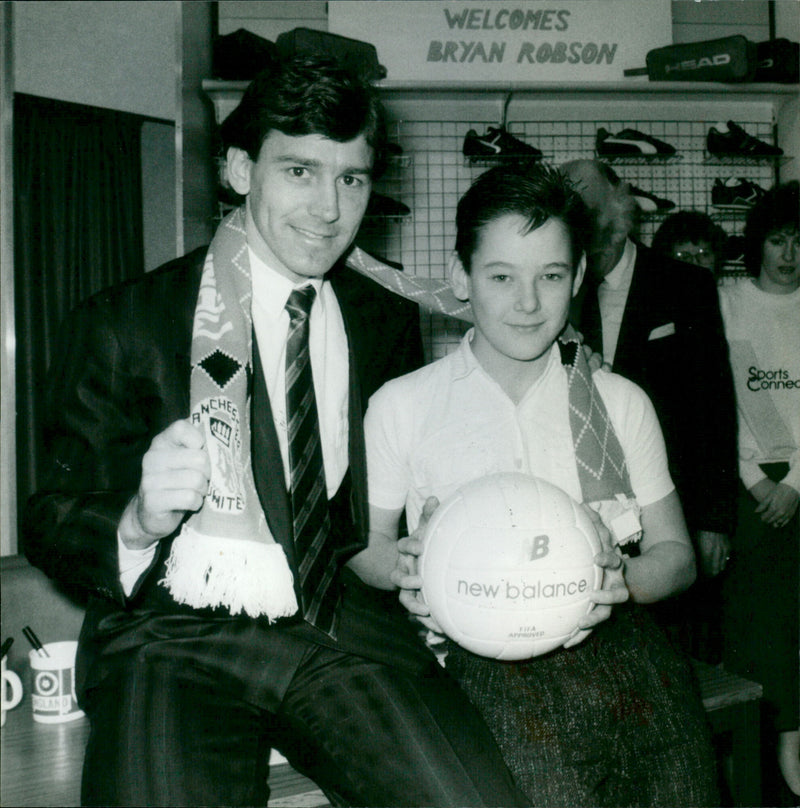 Bryan Robson - Vintage Photograph