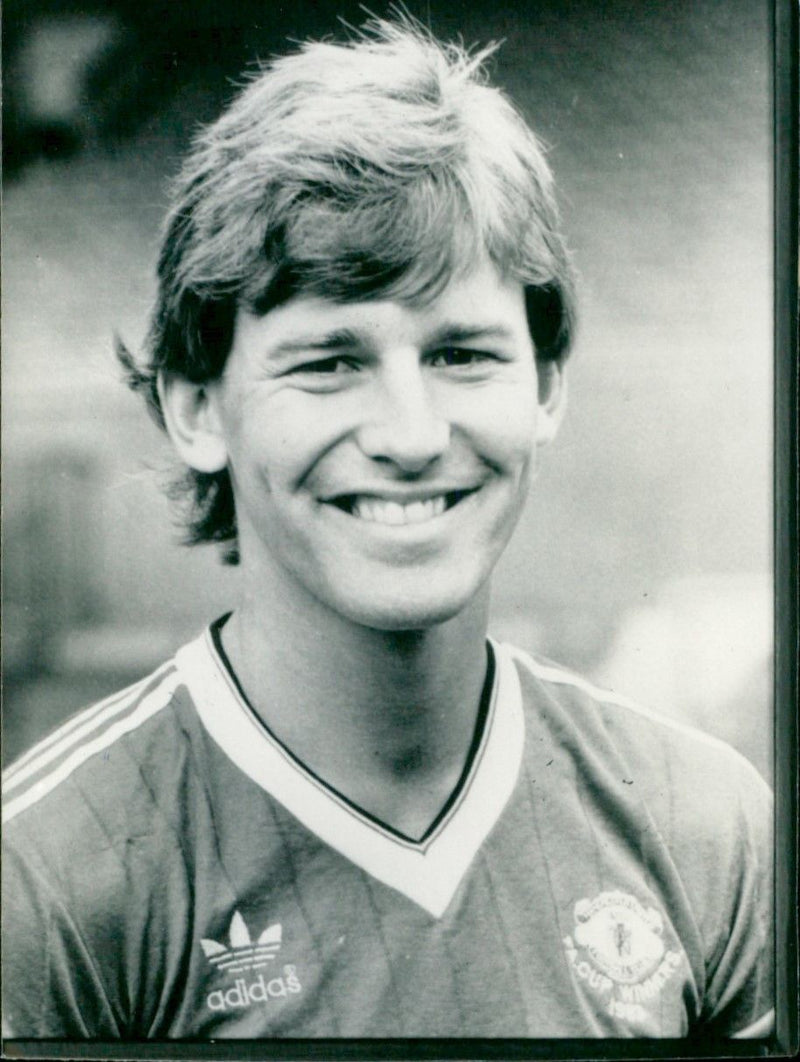 Bryan Robson - Vintage Photograph