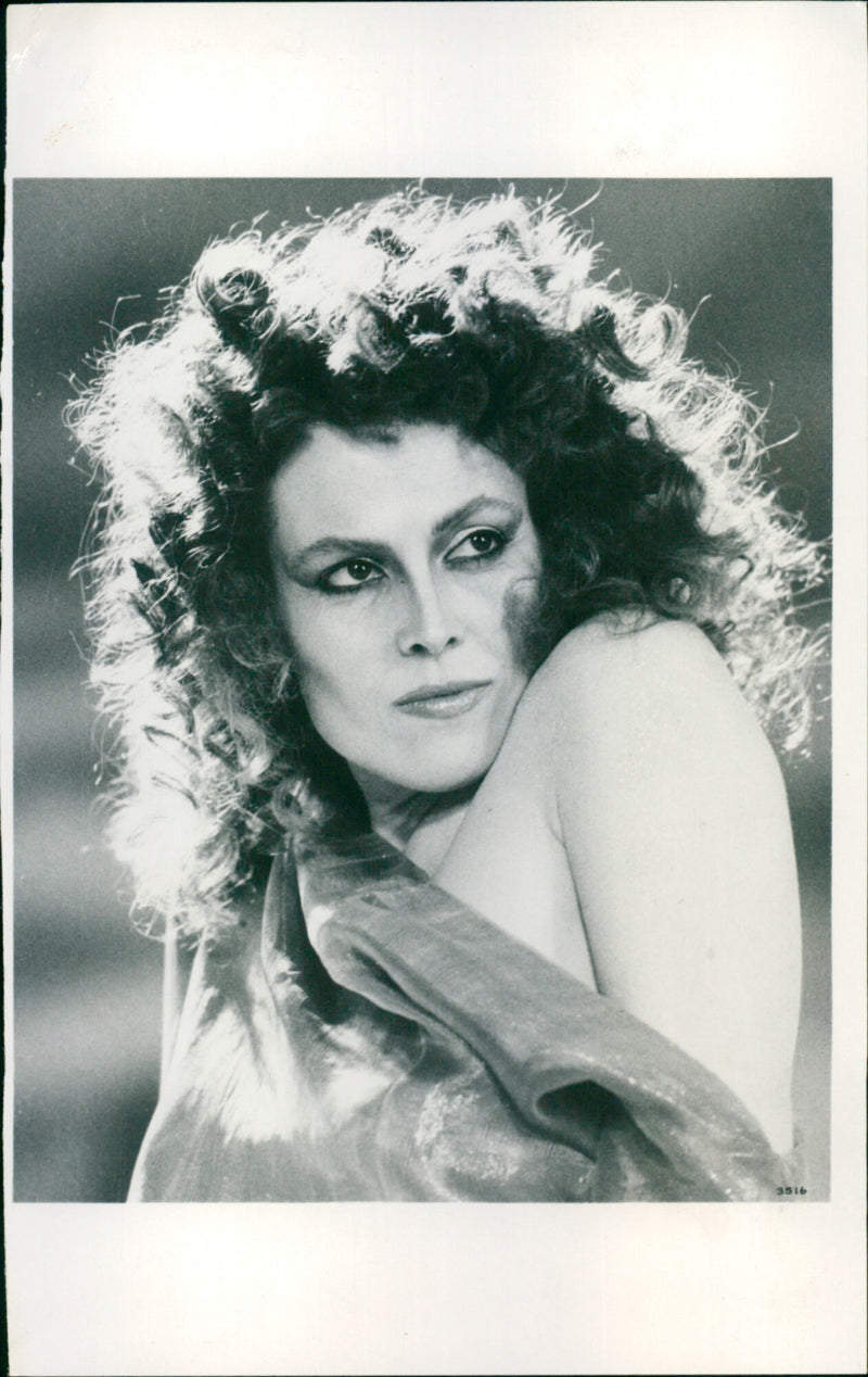 Sigourney Weaver - Vintage Photograph