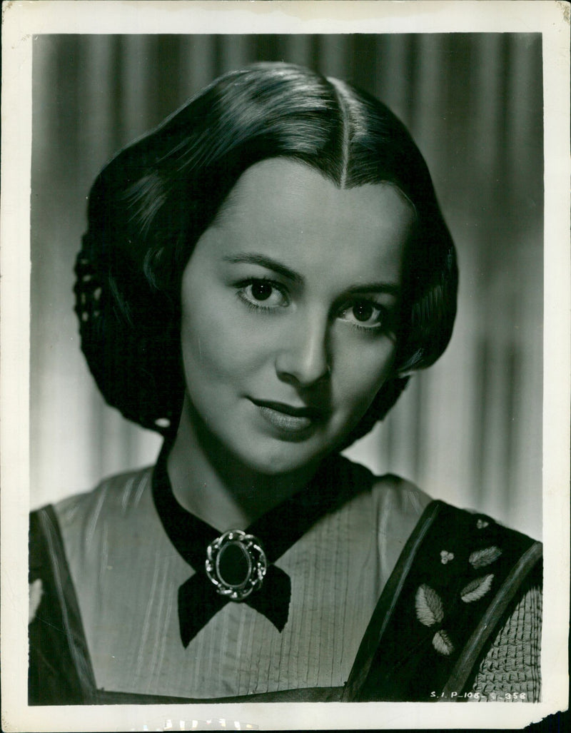 Olivia de Havilland - Vintage Photograph
