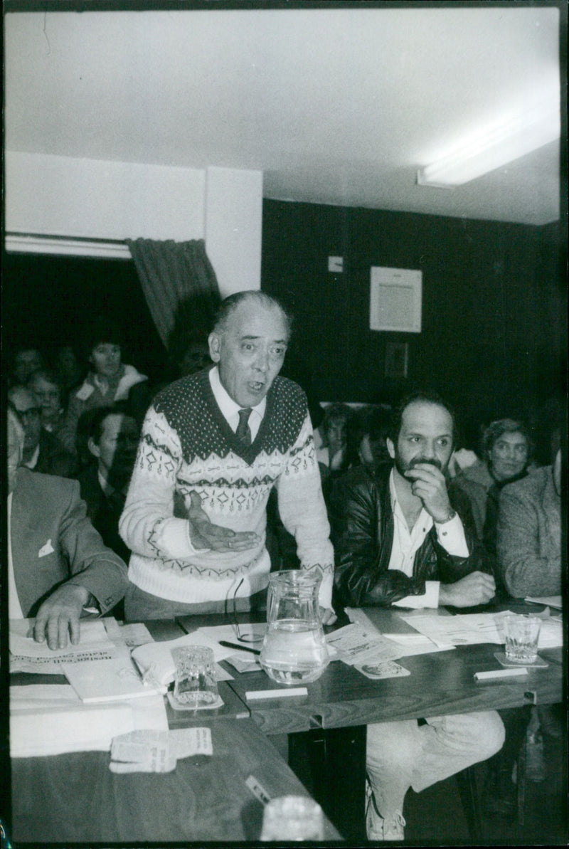 Howard Dee - Vintage Photograph